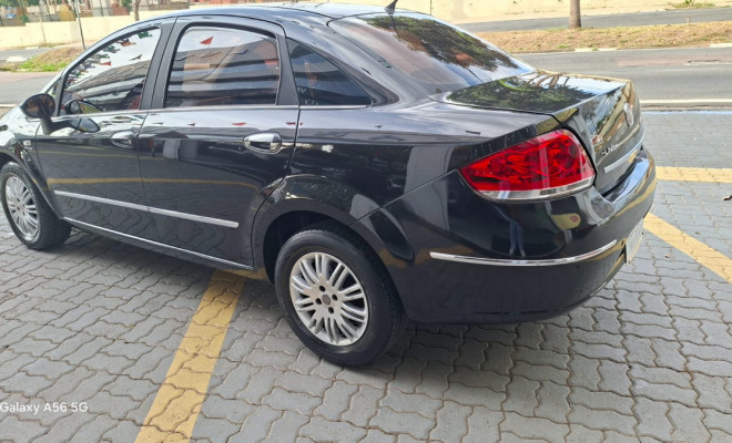 Fiat LINEA ESSENCE Dualogic 1.8 Flex 16V 4p 2012 Flex-1