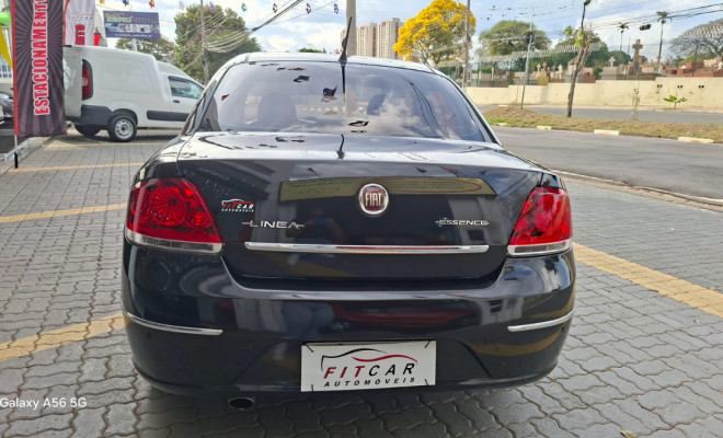 Fiat LINEA ESSENCE Dualogic 1.8 Flex 16V 4p 2012 Flex-2