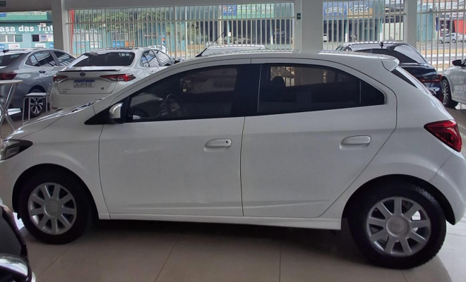 GM - Chevrolet ONIX HATCH LT 1.4 8V FlexPower 5p Mec. 2018 Flex-6