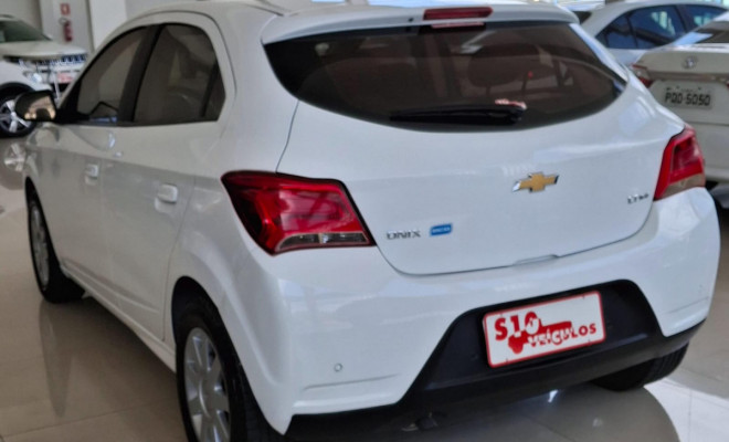 GM - Chevrolet ONIX HATCH LT 1.4 8V FlexPower 5p Mec. 2018 Flex-2