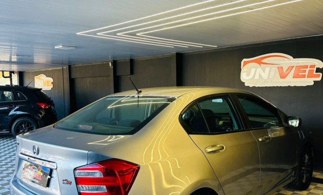 Honda CITY Sedan LX 1.5 Flex 16V 4p Aut. 2013 Flex-4