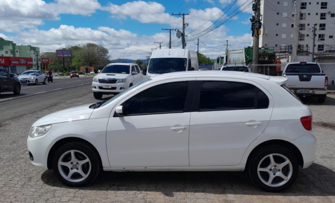 VW - VolksWagen Gol (novo) 1.0 Mi Total Flex 8V 4p 2011 Flex-2