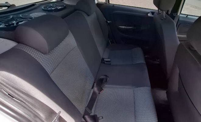VW - VolksWagen Gol (novo) 1.0 Mi Total Flex 8V 4p 2011 Flex-10