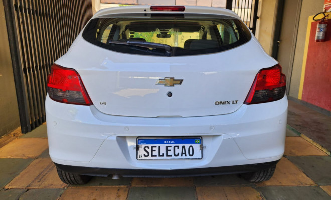 GM - Chevrolet ONIX HATCH LT 1.0 8V FlexPower 5p Mec. 2015 Flex-3