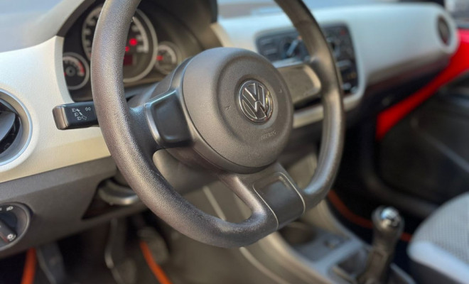 VW - VolksWagen up! move 1.0 Total Flex 12V 5p 2015 Flex-7