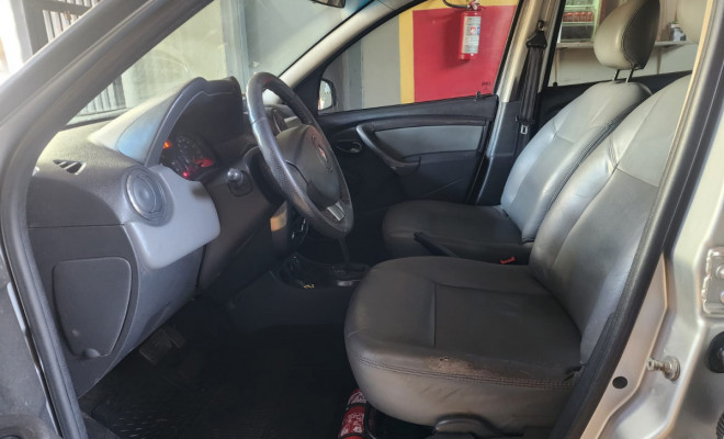 Renault DUSTER TECHROAD 4X4 2.0 16V Mec. 2014 Flex-8
