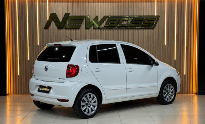 VW - VolksWagen Fox 1.6 Mi Total Flex 8V 5p 2011 Flex-0