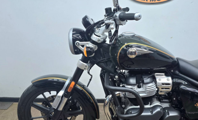 Royal Enfield Super Meteor Interstellar 650cc ABS 2025 Gasolina-13