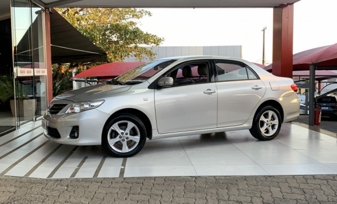 Toyota Corolla XEi 2.0 Flex 16V Aut. 2012 Flex