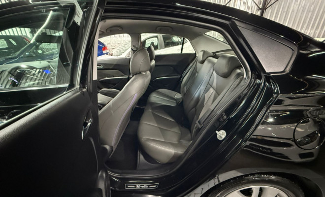 Hyundai HB20S Premium 1.6 Flex 16V Aut. 4p 2014 Flex-10