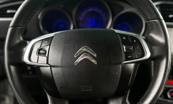 Citroën C4 LOUNGE Exclusive 1.6 Turbo Flex Aut. 2015 Flex-10