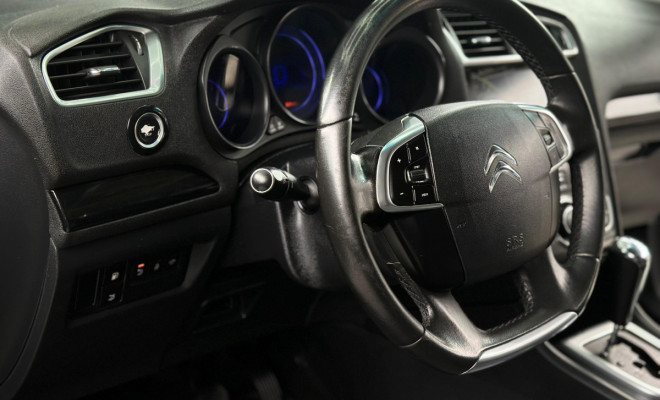 Citroën C4 LOUNGE Exclusive 1.6 Turbo Flex Aut. 2015 Flex-17