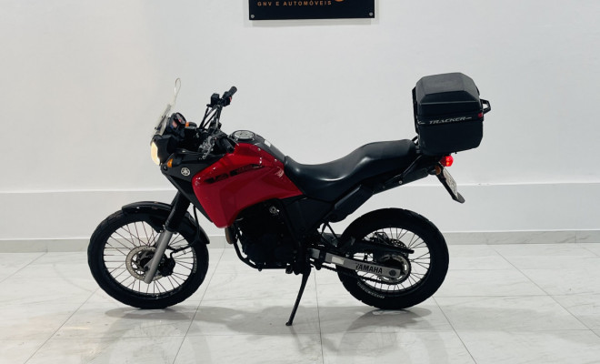 YAMAHA XTZ 250 TENERE/TENERE BLUEFLEX 2015 Gasolina-4