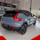 Volvo XC 40 T-5 R-DESIGN SPE. ED 2.0 252cv AWD 2020 Gasolina-3