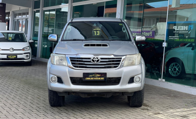 Toyota Hilux CD SRV D4-D 4x4 3.0 TDI Diesel Aut 2013 Diesel