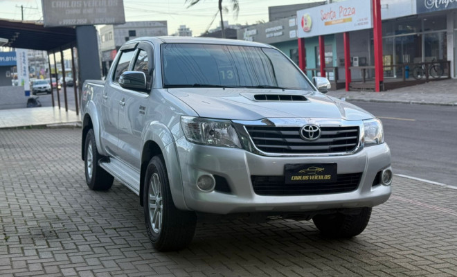 Toyota Hilux CD SRV D4-D 4x4 3.0 TDI Diesel Aut 2013 Diesel-0