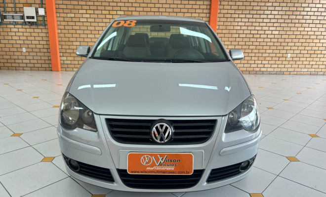 VW - VolksWagen Polo Sedan 1.6 Mi Total Flex 8V 4p 2008 Flex-0