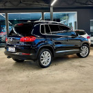 VW - VolksWagen TIGUAN 2.0 TSI 16V 200cv Tiptronic 5p 2012 Gasolina-17