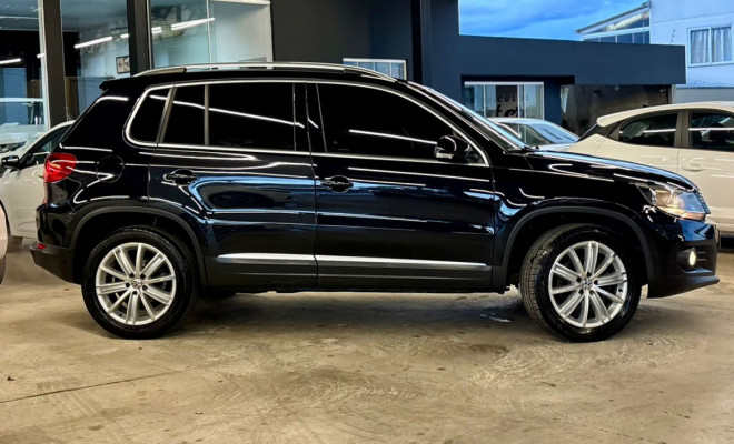 VW - VolksWagen TIGUAN 2.0 TSI 16V 200cv Tiptronic 5p 2012 Gasolina-18
