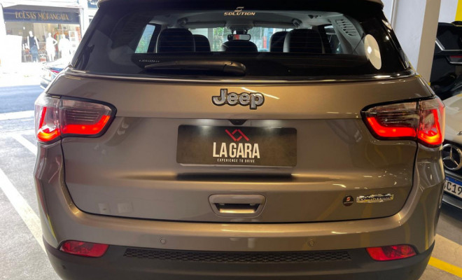 Jeep Compass Longitude 2.0 4x2 16V Flex Aut. 2018-2