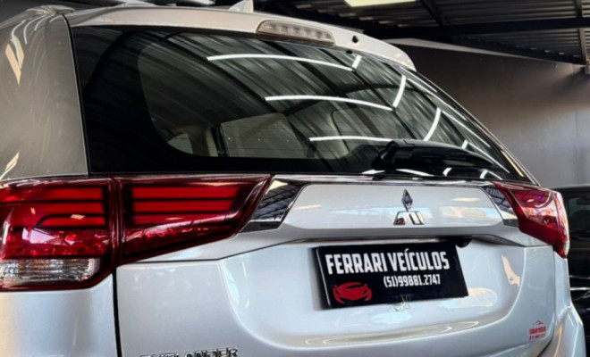 Mitsubishi OUTLANDER 2.2 165cv Diesel Aut. 2018 Diesel-12
