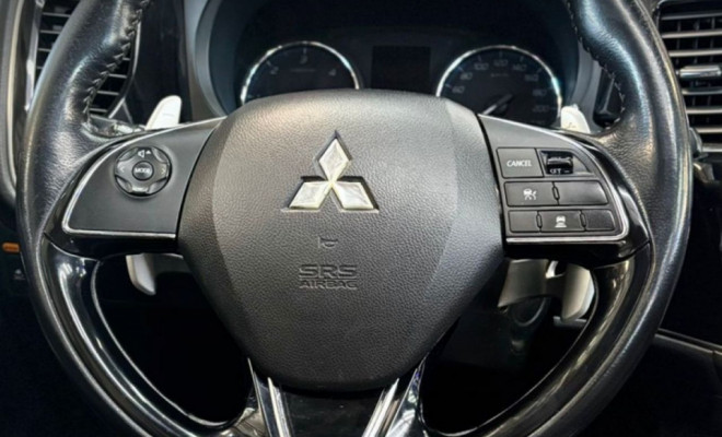 Mitsubishi OUTLANDER 2.2 165cv Diesel Aut. 2018 Diesel-2