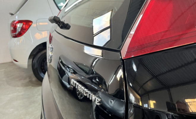Fiat Punto ATTRACTIVE 1.4 Fire Flex 8V 5p 2011 Flex-2