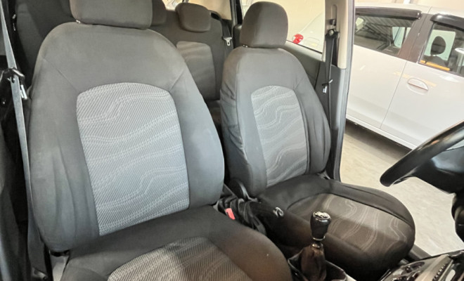 Fiat Punto ATTRACTIVE 1.4 Fire Flex 8V 5p 2011 Flex-6