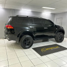 Mitsubishi Pajero DAKAR 3.2 4x4 T.I. Dies. 5p Aut. 2010 Diesel-5