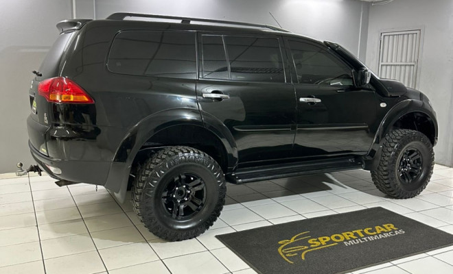 Mitsubishi Pajero DAKAR 3.2 4x4 T.I. Dies. 5p Aut. 2010 Diesel-5