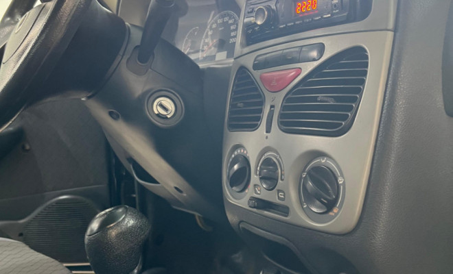 Fiat Siena 1.0/ EX 1.0 mpi Fire/ Fire Flex 8v 2004 Flex-3
