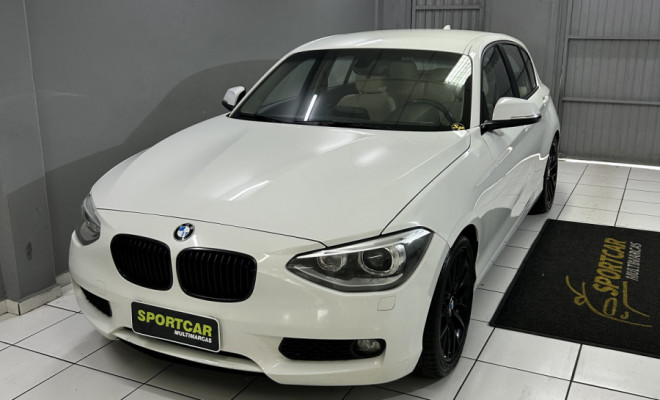 BMW 118iA Full 1.6 TB 16V 170cv 5p 2014 Gasolina-0