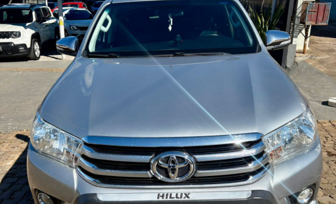 Toyota Hilux CD SRV 4x4 2.8 TDI Diesel Aut. 2017 Diesel-0