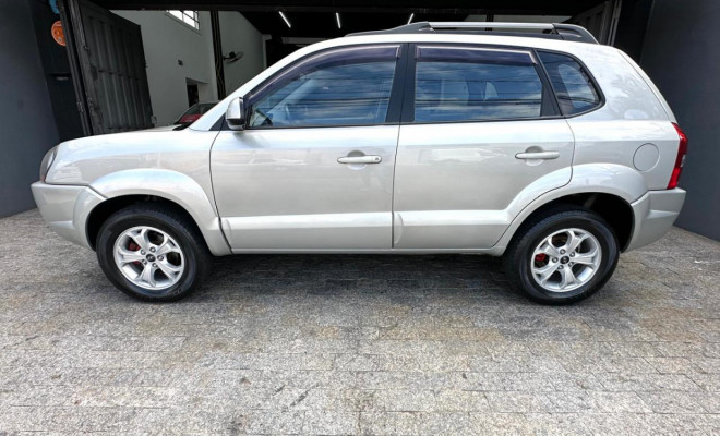 Hyundai Tucson 2.0 16V Aut. 2012 Gasolina-10