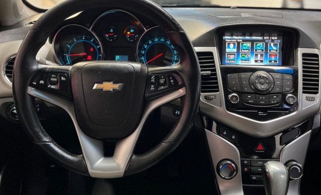 GM - Chevrolet CRUZE LTZ 1.8 16V FlexPower 4p Aut. 2013 Flex-6