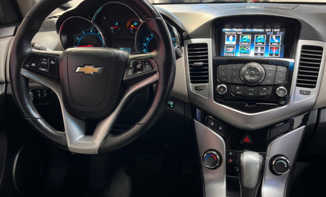 GM - Chevrolet CRUZE LTZ 1.8 16V FlexPower 4p Aut. 2013 Flex-7