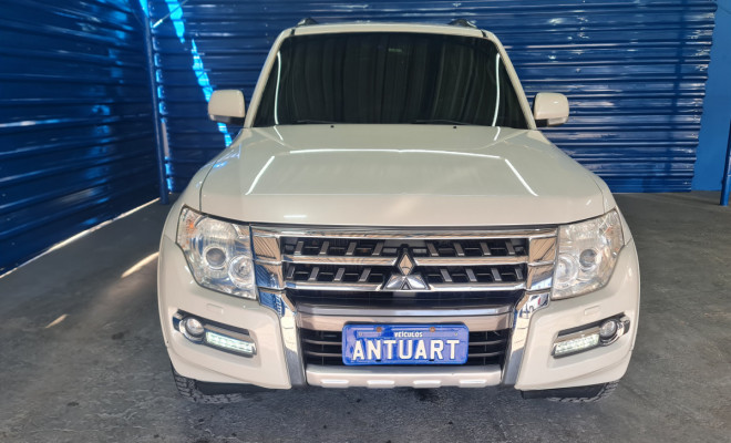 Mitsubishi Pajero HPE Full 3.2 4x4 T.I.Dies. 5p Aut 2015 Diesel-1