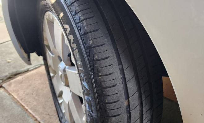 Citroën C3 Exclusive 1.4 Flex 8V 5p 2012 Flex-10