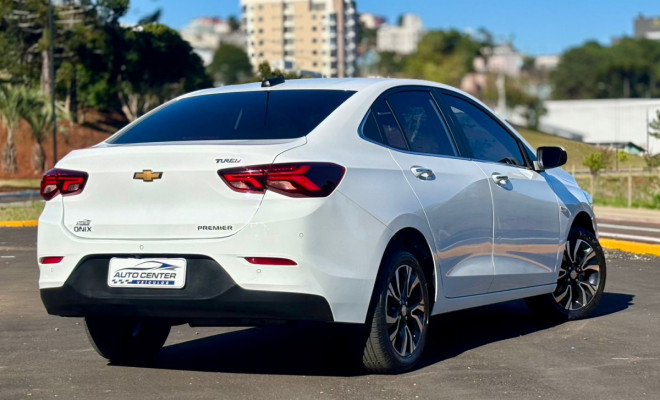 GM - Chevrolet ONIX SED. Plus PREM. 1.0 12V TB Flex Aut 2024 Flex-12