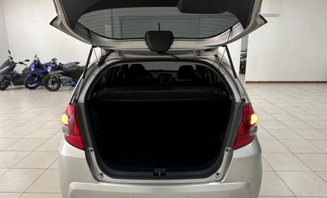 Honda Fit LX 1.4/ 1.4 Flex 8V/16V 5p Aut. 2014 Flex-10