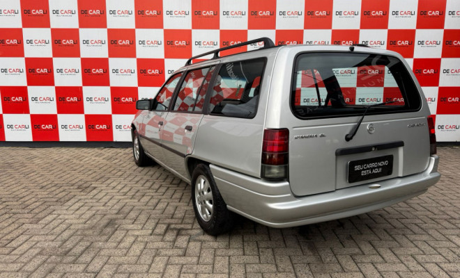 GM - Chevrolet Ipanema GL 1.8 MPFI / EFI /SL 4p 1996 Gasolina-2