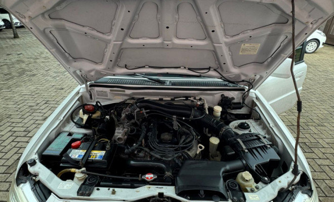 Mitsubishi Pajero TR4 2.0/ 2.0 Flex 16V 4x4 Aut. 2012 Flex-13