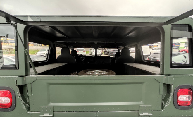 AM Gen Hummer Hard-Top 6.5 4x4 Diesel TB 1998 Diesel-9