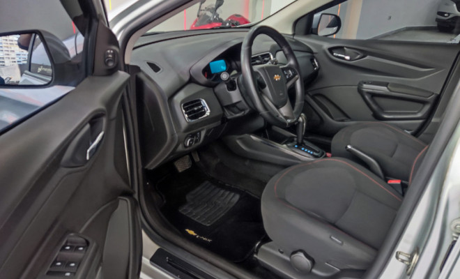 GM - Chevrolet ONIX HATCH LTZ 1.4 8V FlexPower 5p Aut. 2015 Flex-9