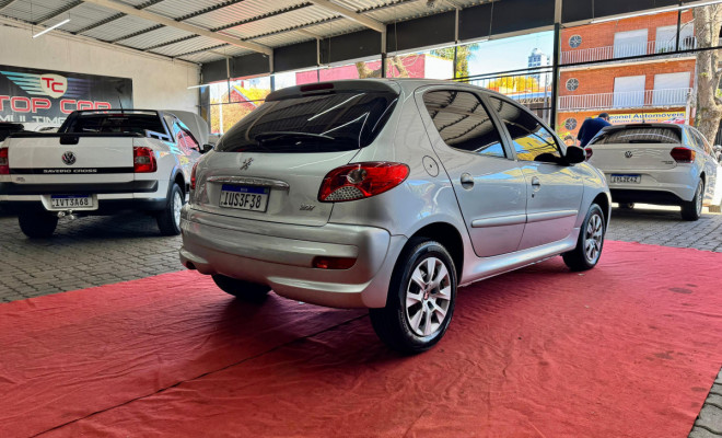 Peugeot 207 Active 1.4 Flex 8V 5p 2014 Híbrido-5