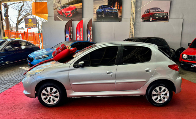 Peugeot 207 Active 1.4 Flex 8V 5p 2014 Híbrido-2