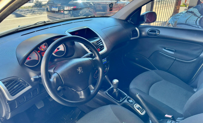 Peugeot 207 Active 1.4 Flex 8V 5p 2014 Híbrido-6