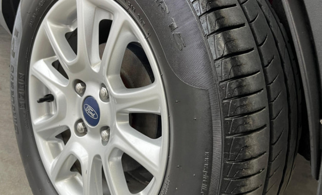 Ford EcoSport SE 1.5 12V Flex 5p Mec. 2019 Flex-8