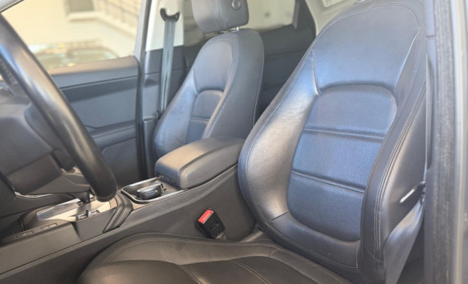 Jaguar E-Pace 2.0 AWD 249cv Aut/Flex 2018 Flex-15