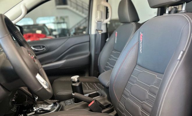 Nissan Frontier PRO4X CD 4x4 2.3 Bi-TB Die. Aut 2025 Diesel-6